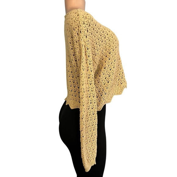 House of Harlow 1960 Tan Crochet Scalloped Knit Sweater - Picture 5 of 8